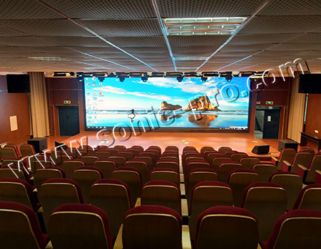 安徽省阜阳市阜南县经济开发区中心学校报告厅