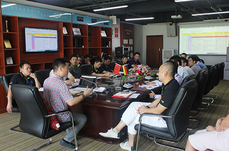 景雄企业举办业绩突出员工表彰会