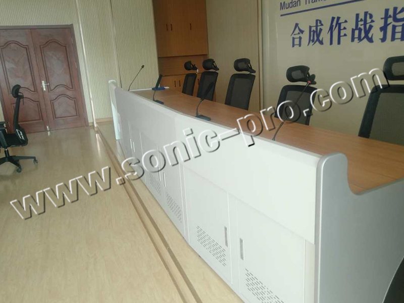 ⼭东省菏泽交警指挥中⼼