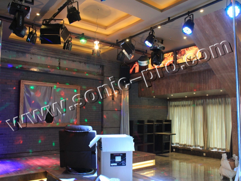 ⼭东爱舍空间--空中⼀号健⾝俱乐部